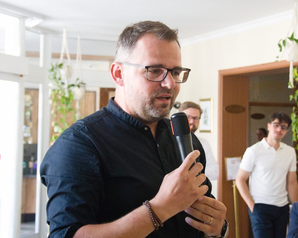 stefan murarik na slavnostnom otvoreni skolskeho roka